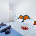 1h. Cozy Flores With Pool Апартаменти *
