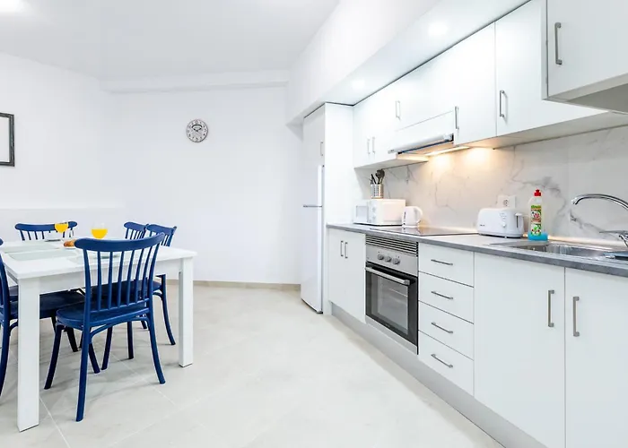 1h. Cozy Flores With Pool Costa Adeje (Tenerife)