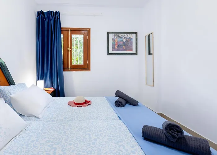 1h. Cozy Flores With Pool Адехе