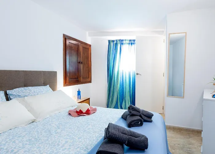 Appartement 1h. Cozy Flores With Pool *